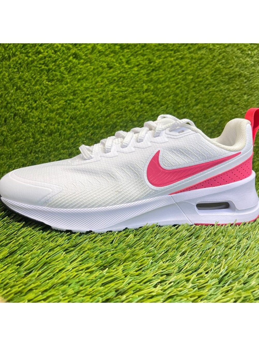 Nike Air Max Nuaxis Womens Size 9.5 White Pink Athletic Running Shoes Sneakers - Picture 3 of 11
